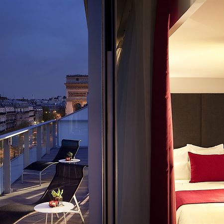 Renaissance Paris Arc De Triomphe Hotel Room photo