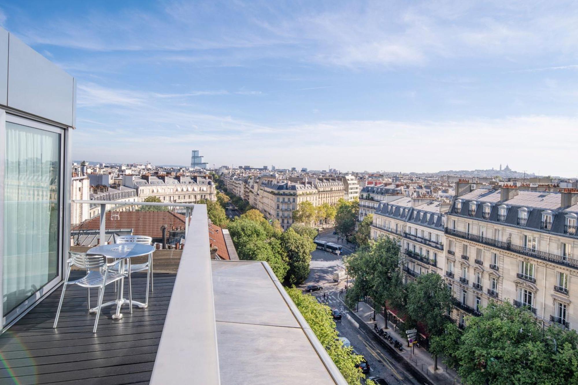Renaissance Paris Arc De Triomphe Hotel Exterior photo